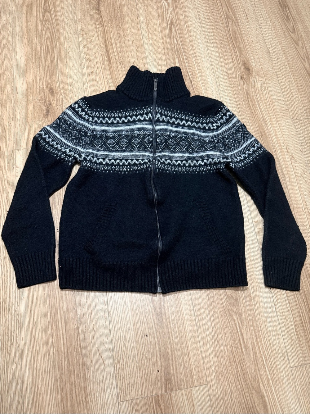 Spyder Women's Fair Isle Full Zip Sweater Black Gray Nordic Fleece Lined Size M